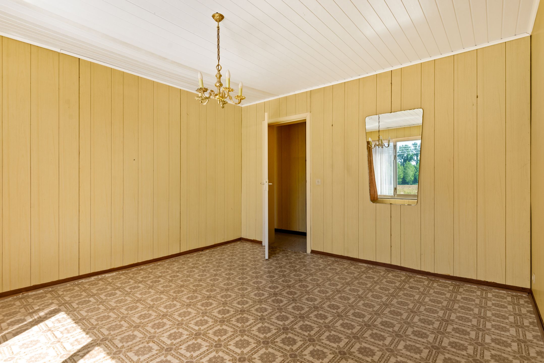 Te renoveren woning met schuur foto 22