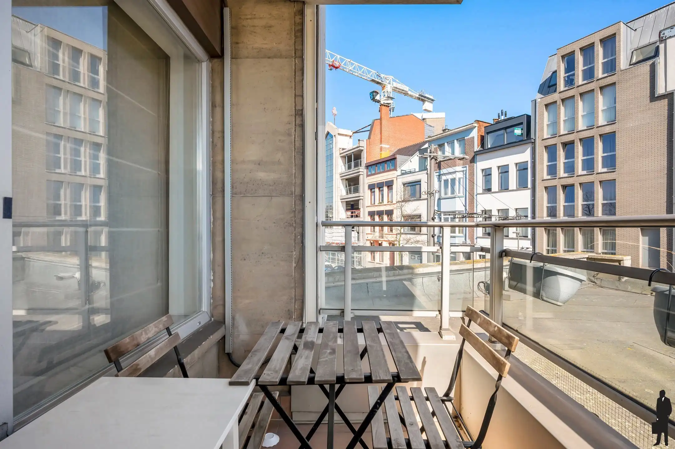 Charmant 1-slaapkamer appartement met oostgericht terras foto 7