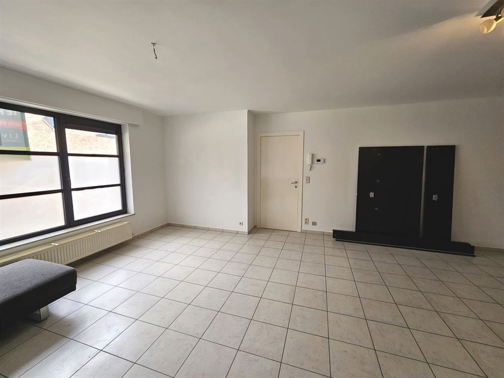 appartement met 2 slaapkamers en terras foto 3