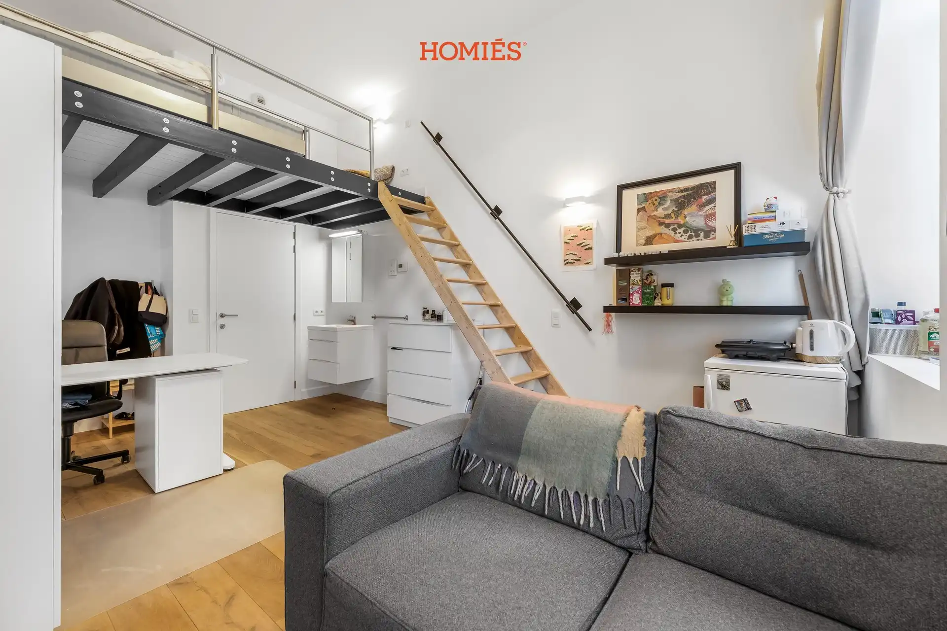 Studentenkamer met hoogslaper nabij het station foto 16