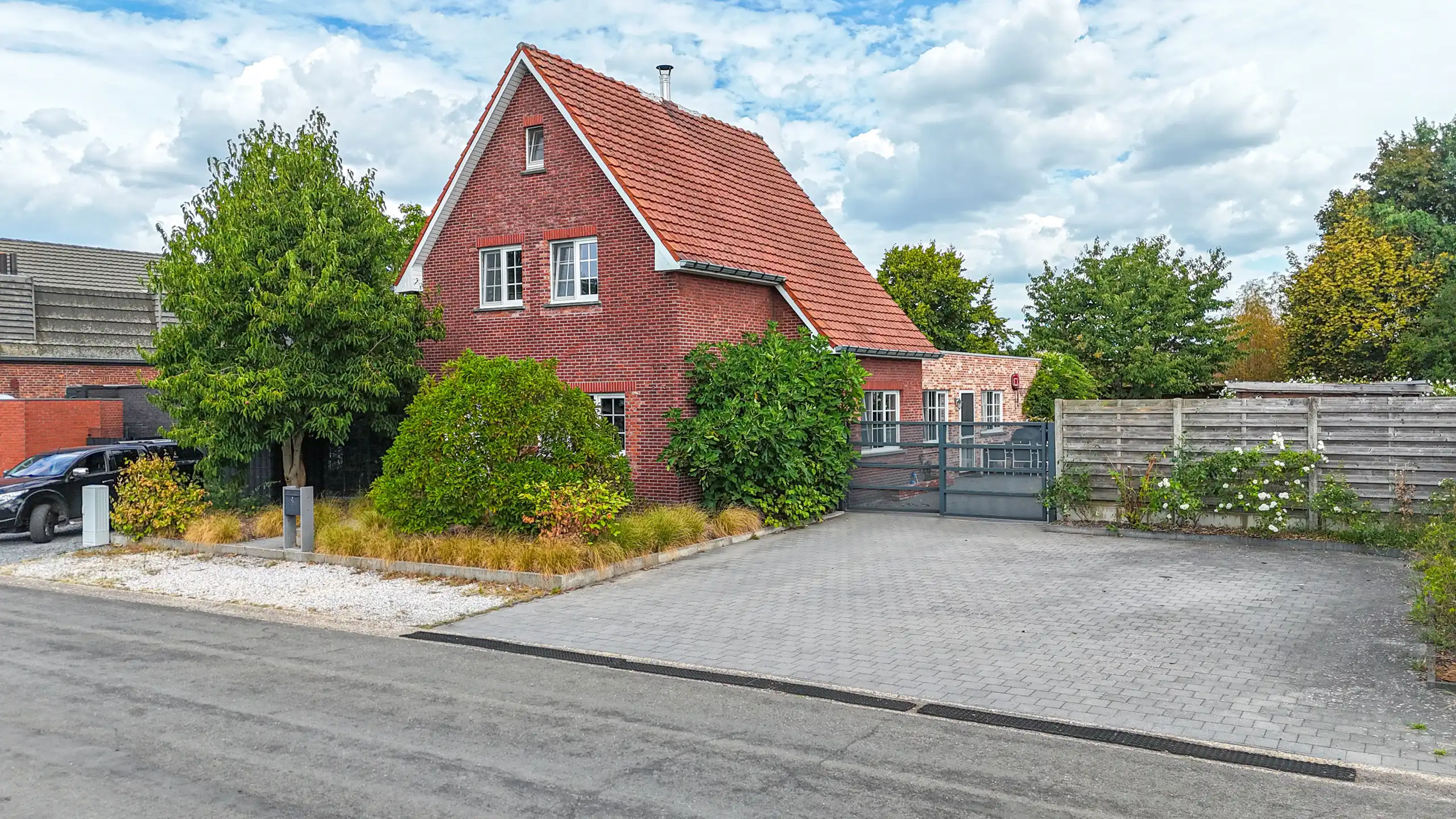 Instapklare woning op 9,8 are met prachtige tuin! foto 37