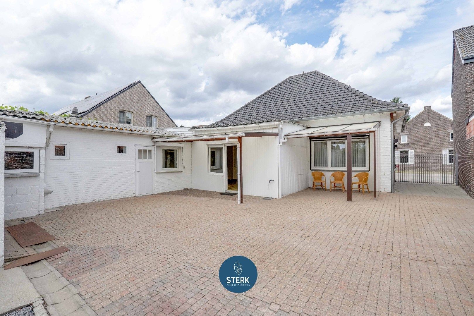 VERZORGDE GEZINSWONING OP EEN ONDERHOUDSVRIENDELIJK PERCEEL IN UIKHOVEN !  foto 19