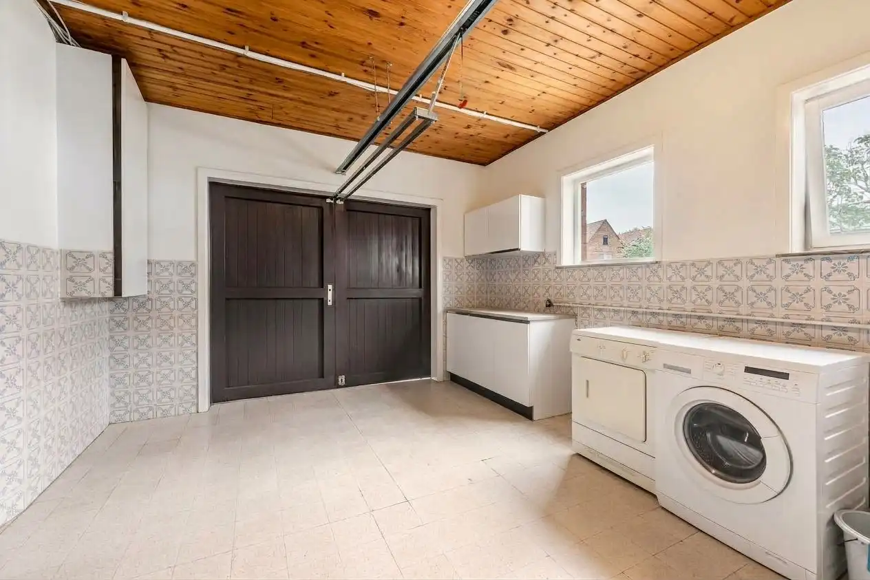 Ruime alleenstaande woning met 3 slaapkamers en garage te Koekelare foto 23