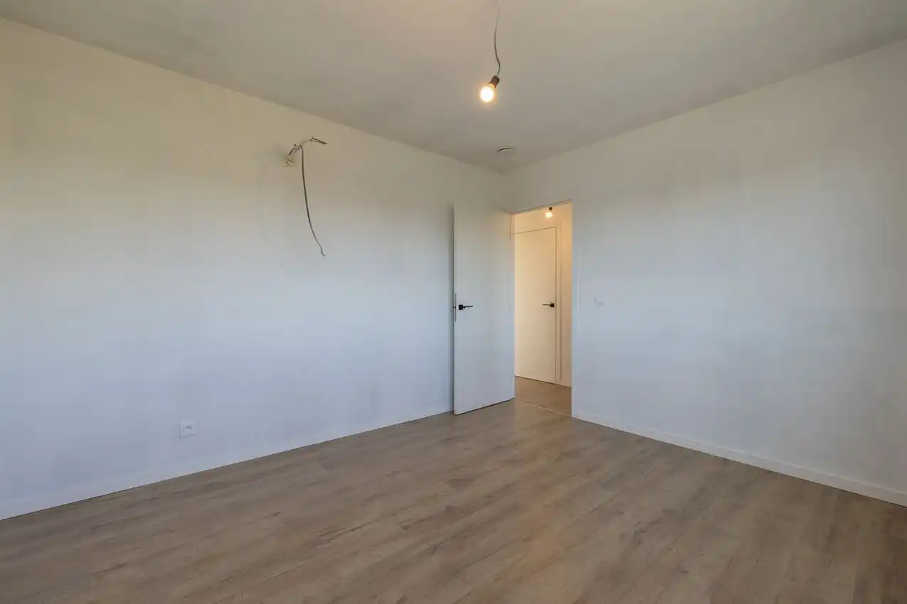 Instapklare nieuwbouwwoning met 3 slk foto 26