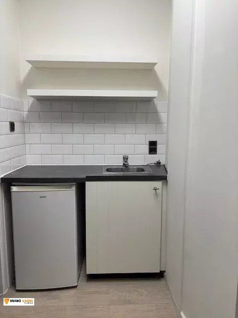 Handelspand met 3 private parkeerplaaten foto 6