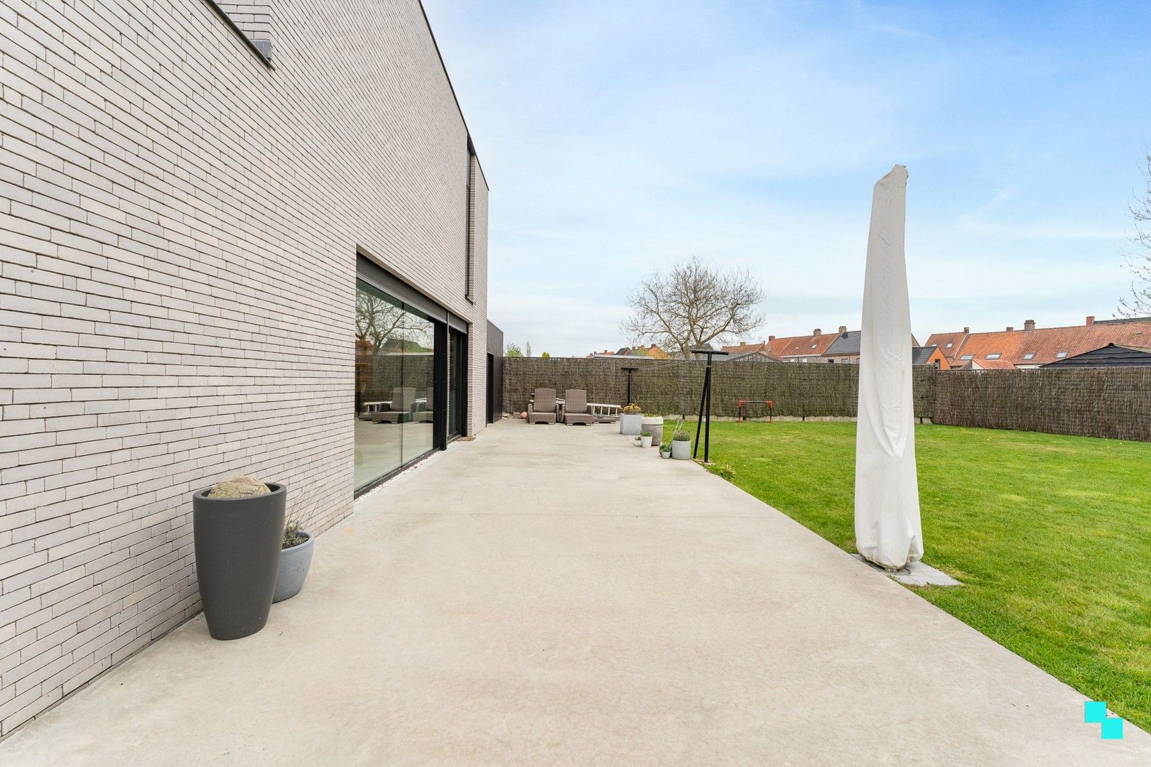 Prachtige vrijstaande (quasi)nieuwbouwwoning op rustige verkaveling te Ardooie foto 14