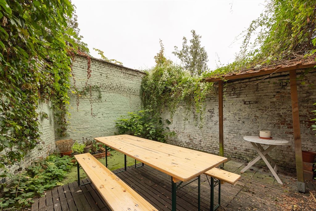 Karaktervolle woning met 3 units en tuin foto 4