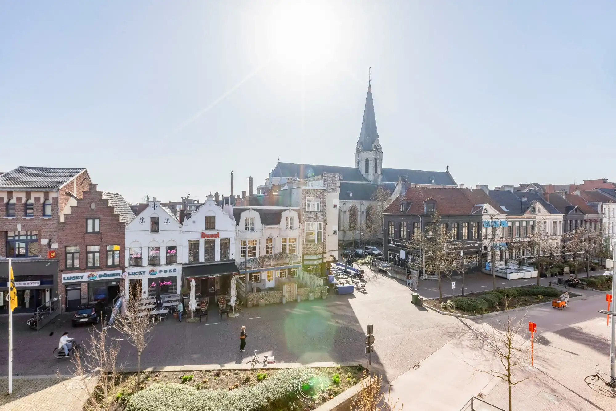 Ruim en energiezuinig appartement in het levendige hart van Sint-Niklaas foto 8