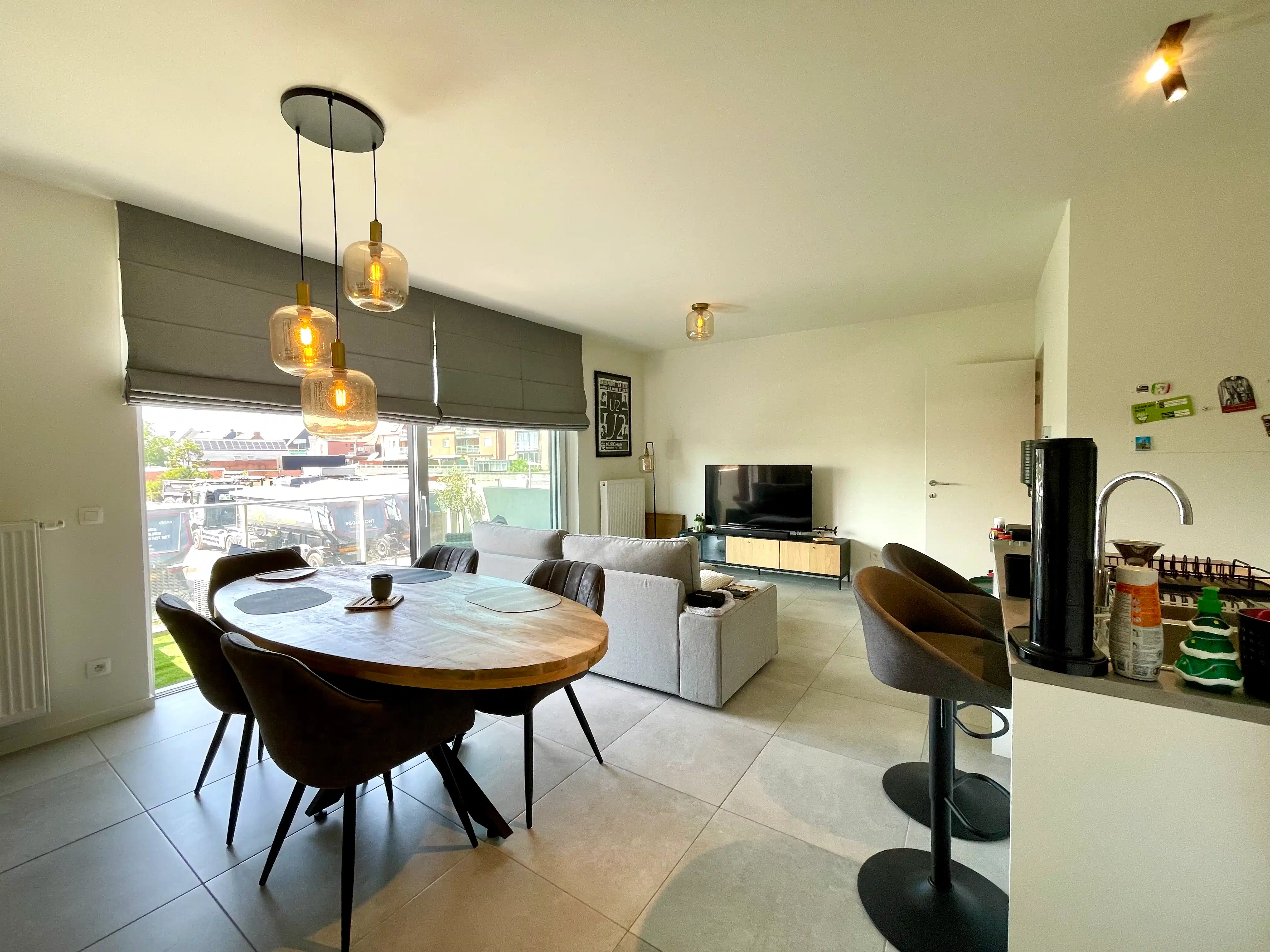 Aangenaam 1-slaapkamerappartement met terras en parking foto 4