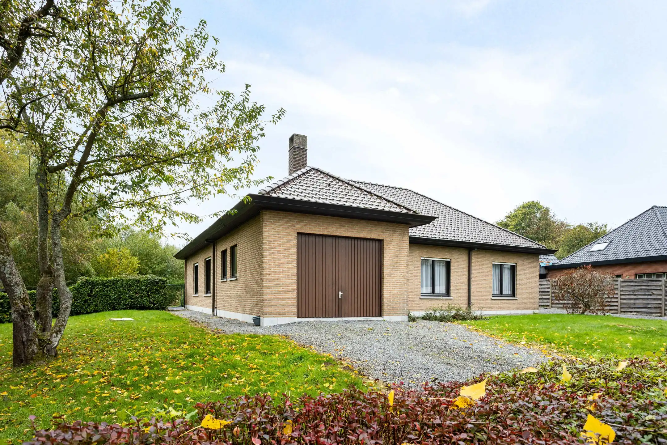 Solide gelijkvloerse woning op een heel goede locatie! foto 3