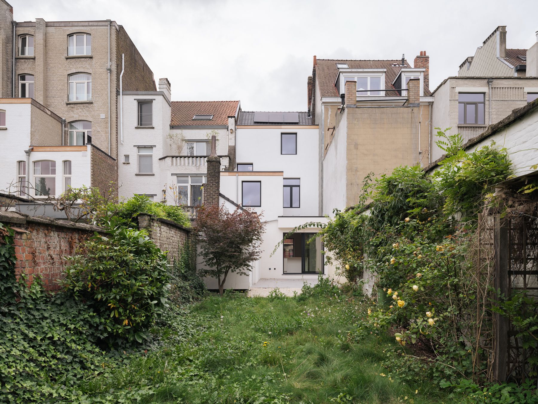 Prachtig gerenoveerde herenwoning nabij het Citadelpark foto 11