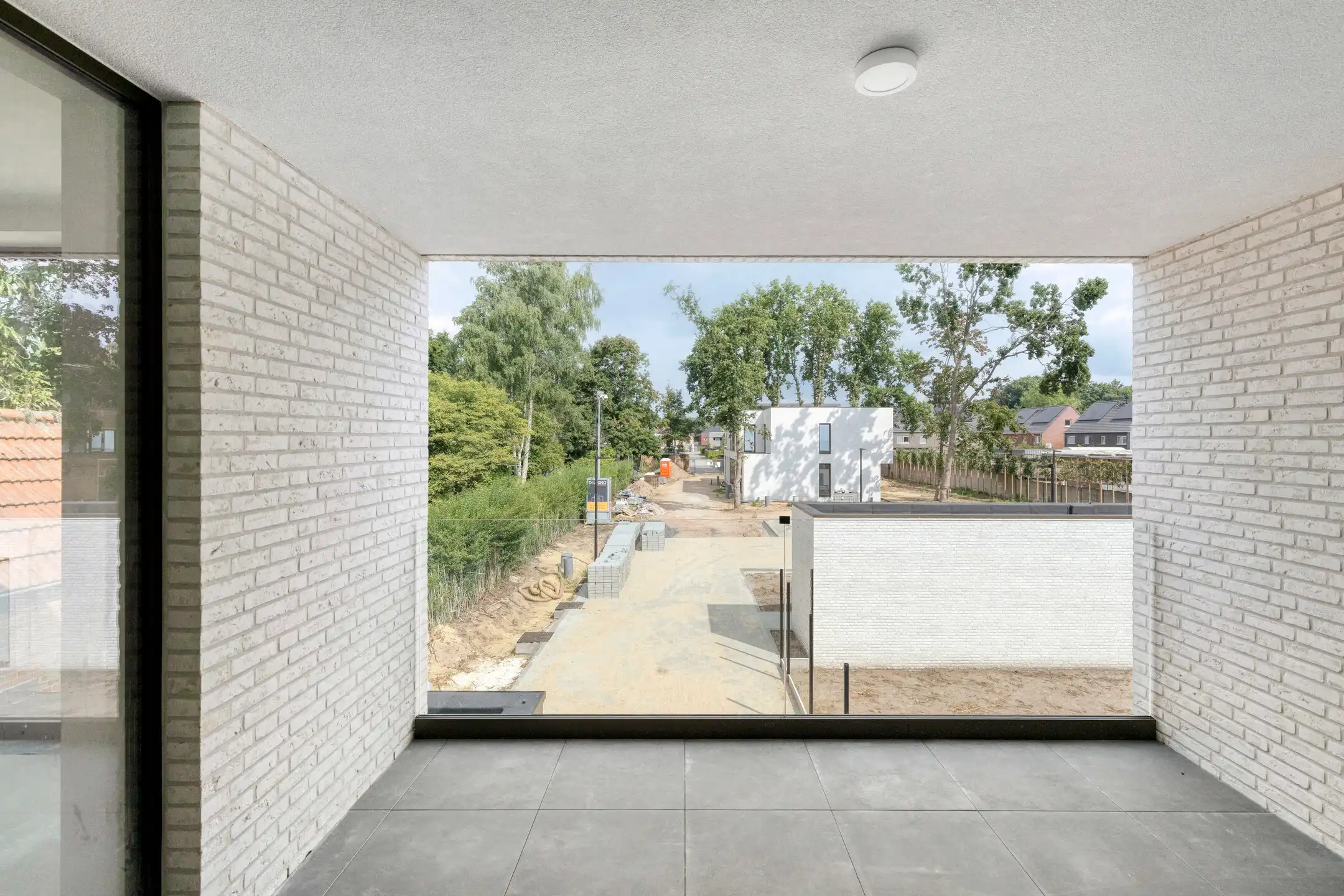 Knap luxeappartement met 2 slaapkamers en ruim terras foto 19