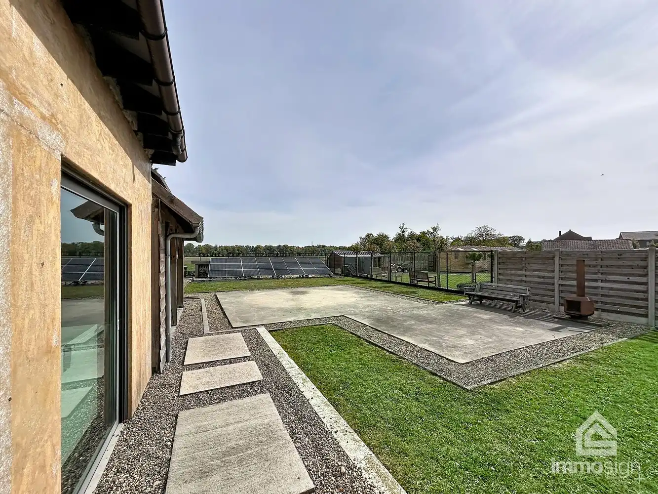 Ruime gezinswoning met drie slaapkamers te Opitter! foto 35