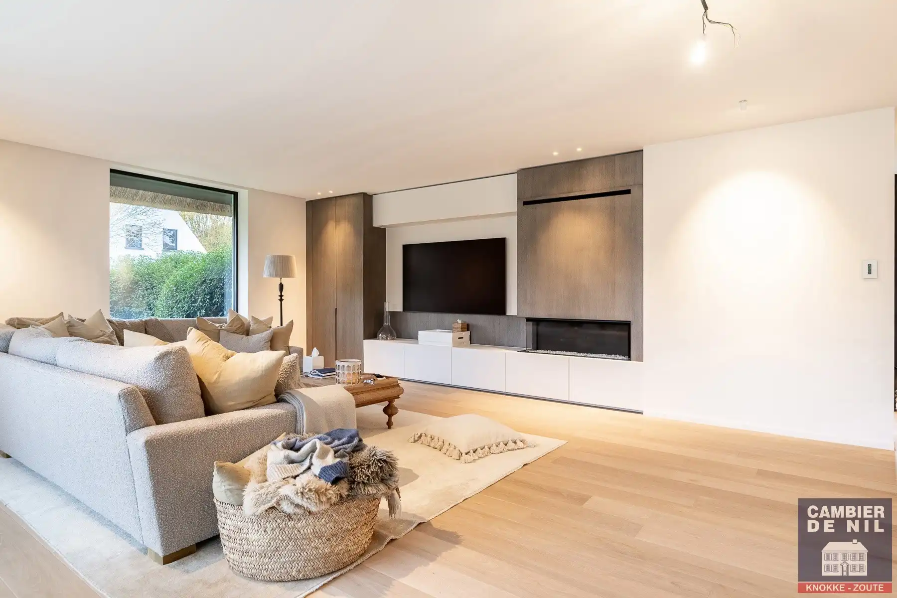 Alleenstaande energiezuinig en uitzonderlijk afgewerkte nieuwbouwvilla foto 3