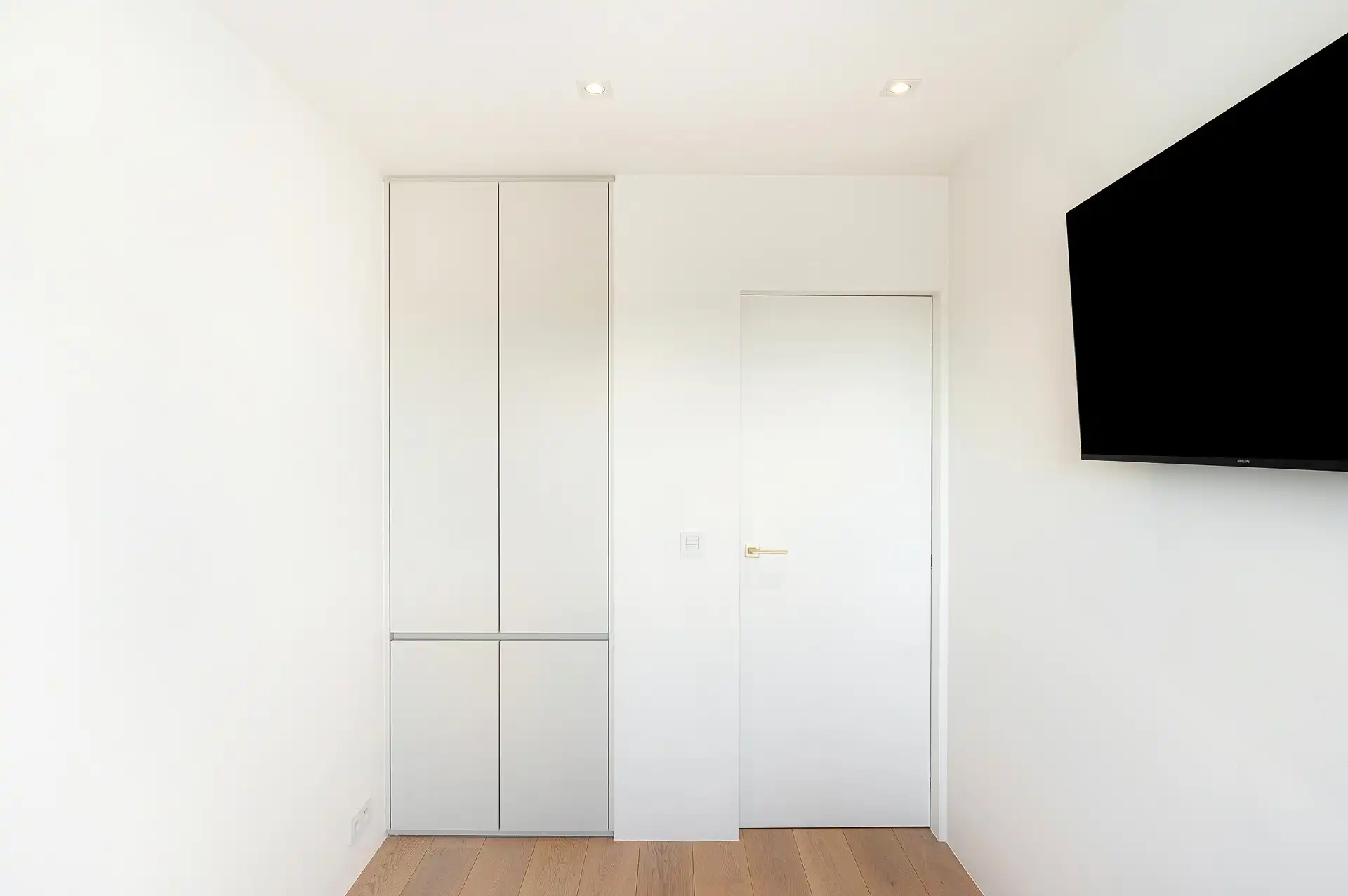 Prachtig gerenoveerd penthouse met panoramische zichten en zonnige ruime terrassen gelegen op de Zeedijk te Duinbergen foto 26