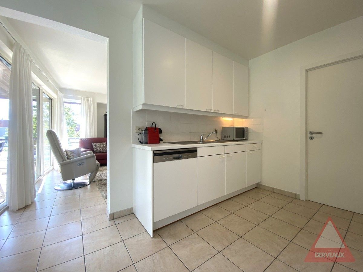 Roeselare – Ruim en instapklaar appartement met uitzicht op het Geitenpark foto 8