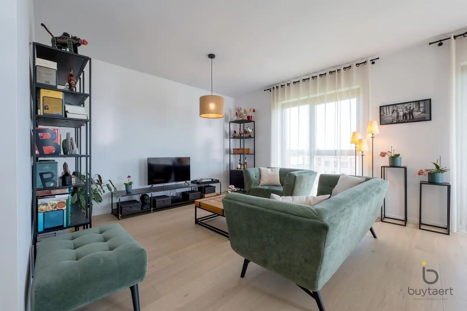 Recent hoogwaardig afgewerkt appartement, energielabel A, met panoramisch uitzicht vanop het zonneterras, aankoop aan 2% registratierechten mogelijk! foto 4