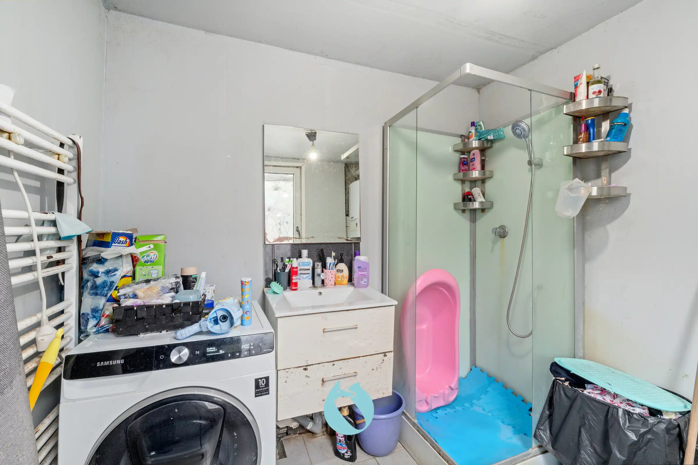 Statig gebouw bestaande uit meerdere units nabij het centrum foto 19