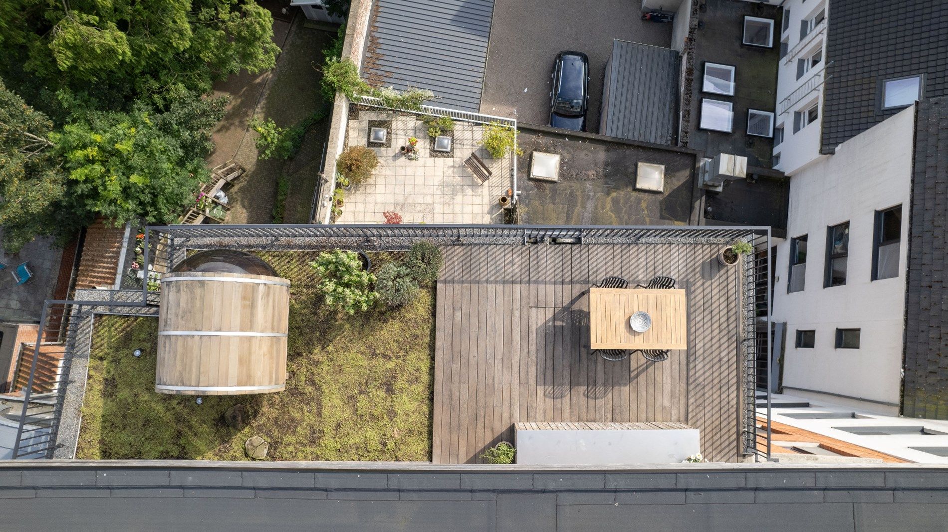 Schitterend dakappartement met 2 slaapkamers foto 18