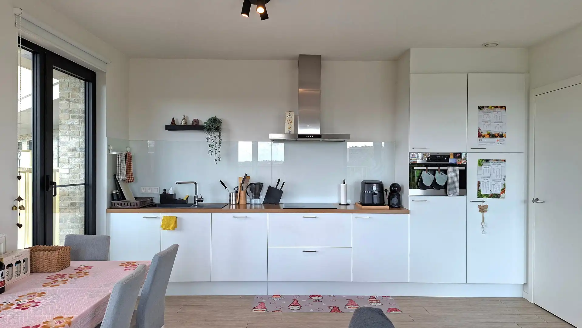 Recent app met 1 slpk, terras én autostaanplaats foto 3