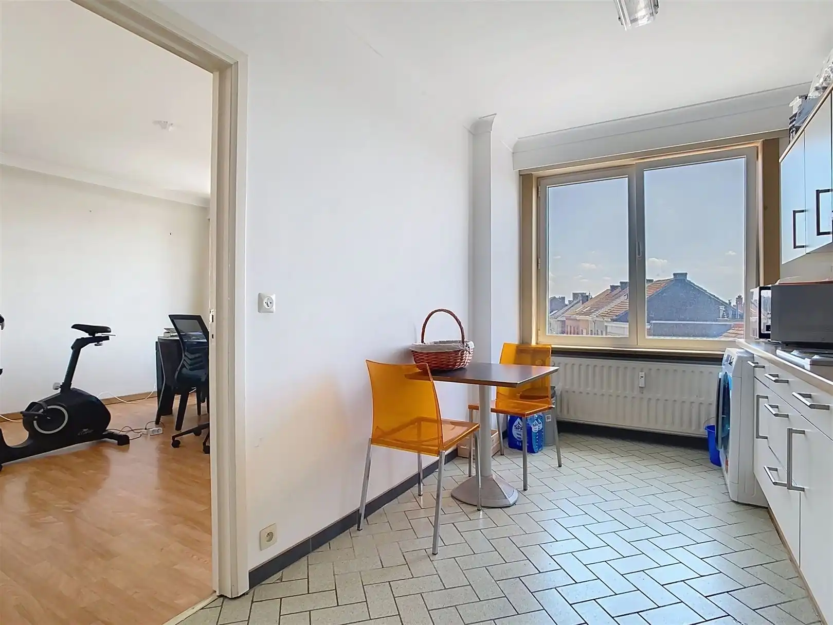 Ruim APP 3e V, 2 slpks, terras en kelder foto 14