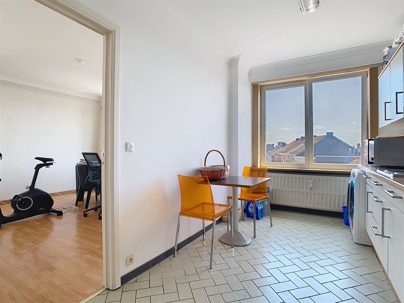 Ruim APP 3e V, 2 slpks, terras en kelder foto 14