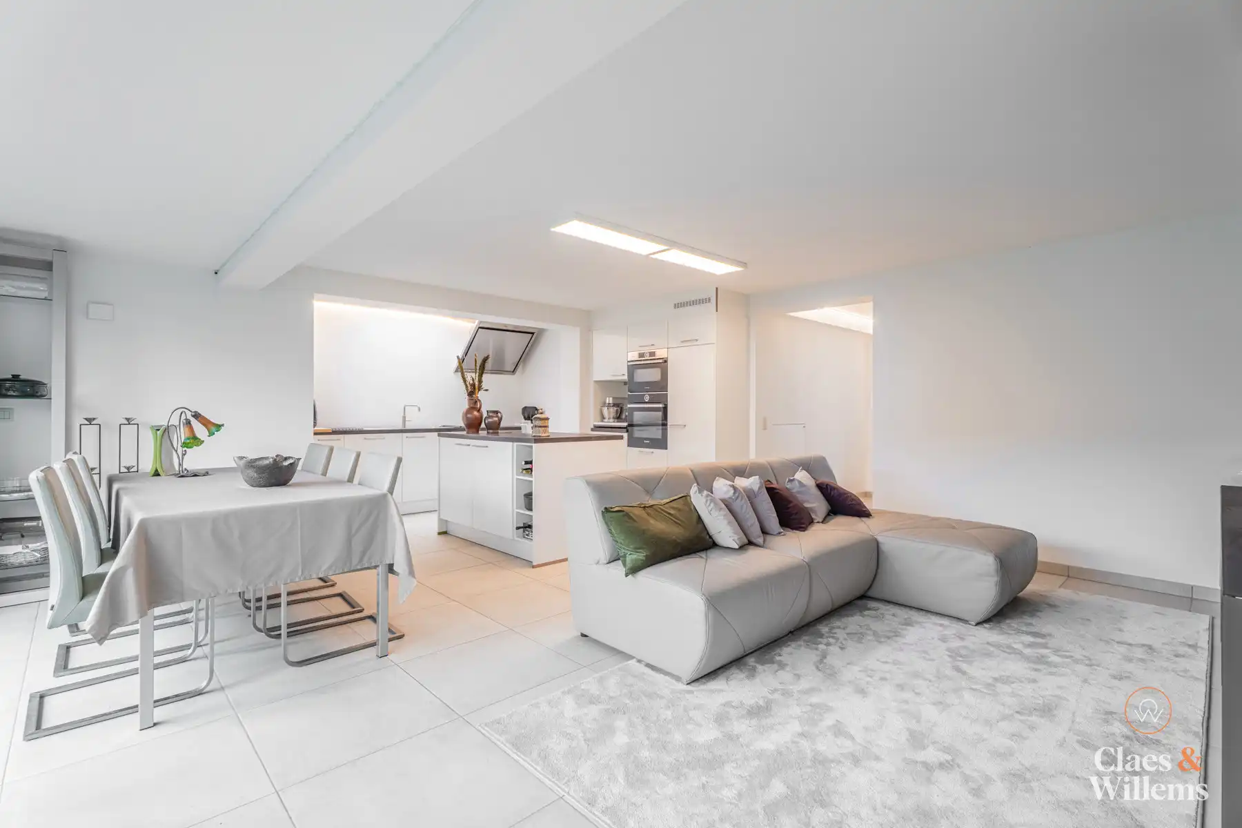 Charmante, ruime en energiezuinige kangoeroewoning te Halle foto 3