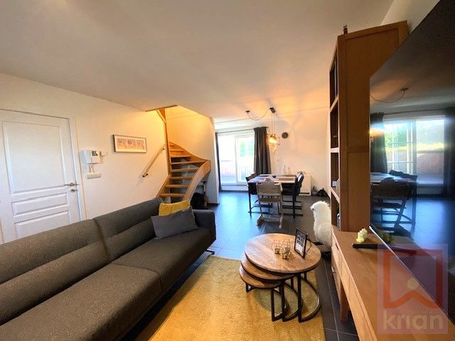 Keurig instapklaar duplex/dakappartement met 2slpk, terras, autostaanpl en berging nabij centrum Geel foto 4