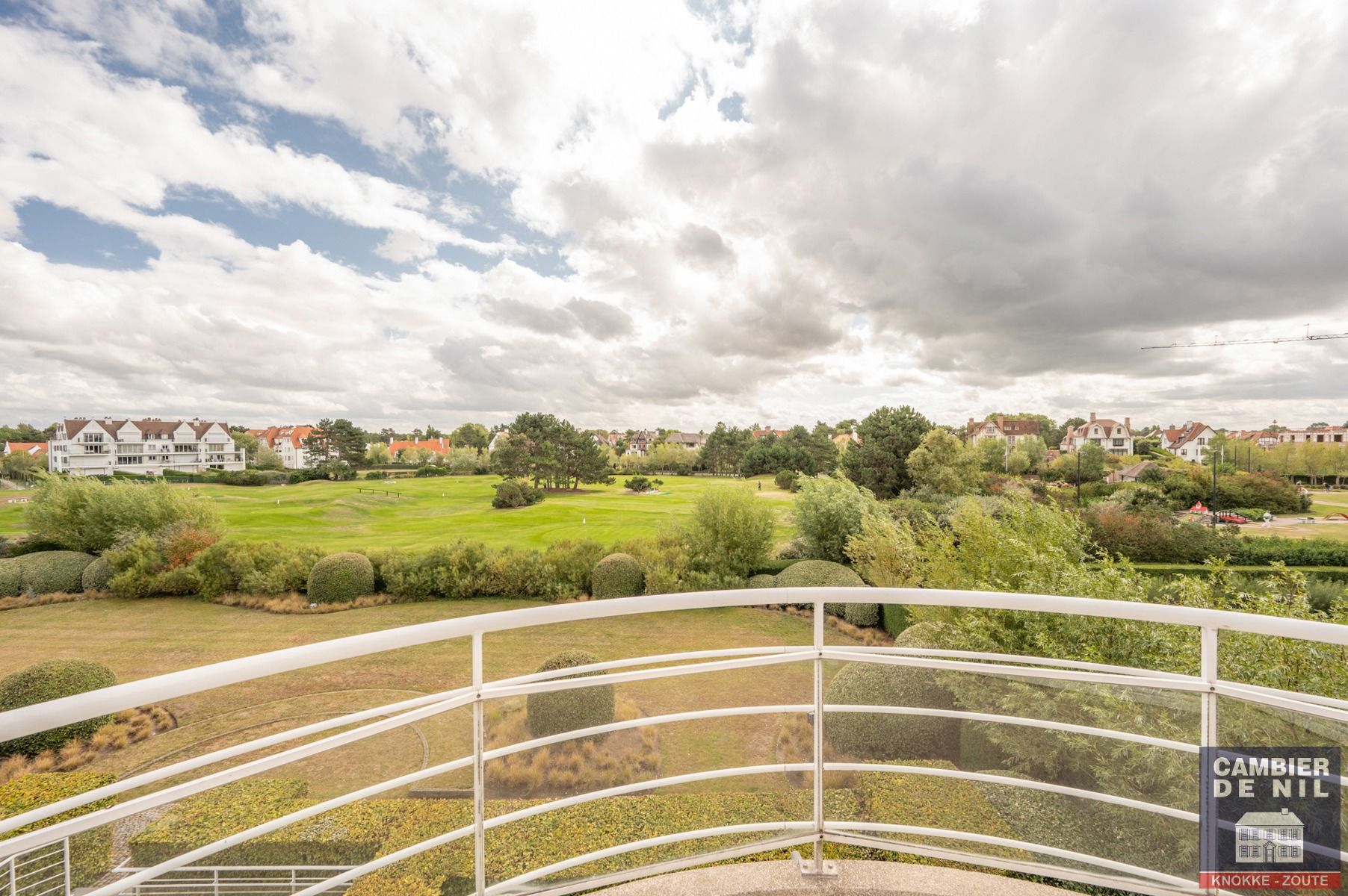 Instapklaar, ruim appartement met open zicht op de Approachgolf - Zoute foto 3