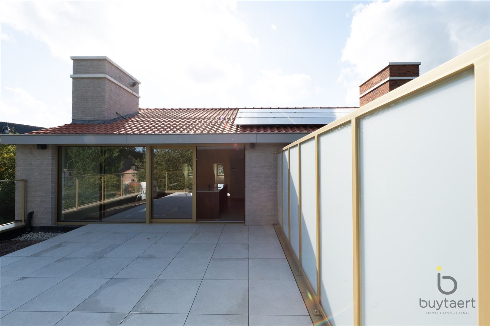 Beleef luxe, comfort en energiezuinigheid in een karaktervolle architectuur. foto 12