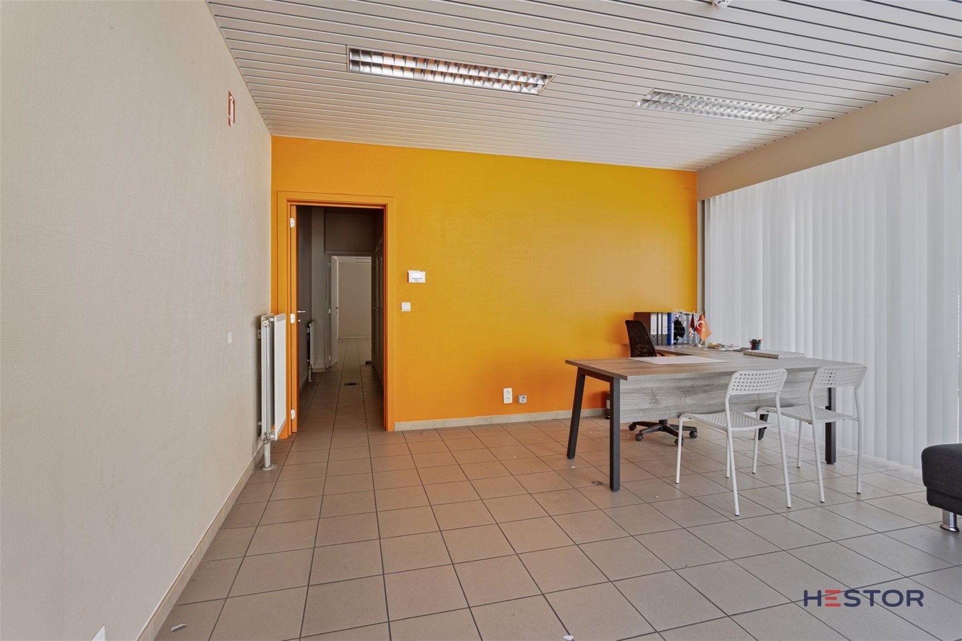 Commerciële ruimte / kantoor van 73 m2 foto 4