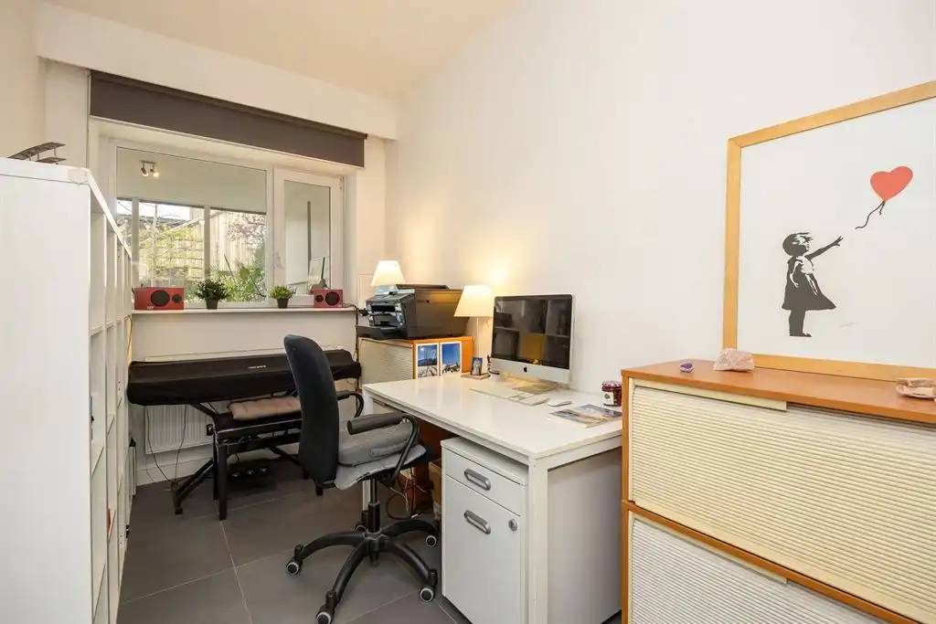 Luxe bel-etage in topbuurt op Linkeroever met heerlijke tuin foto 23