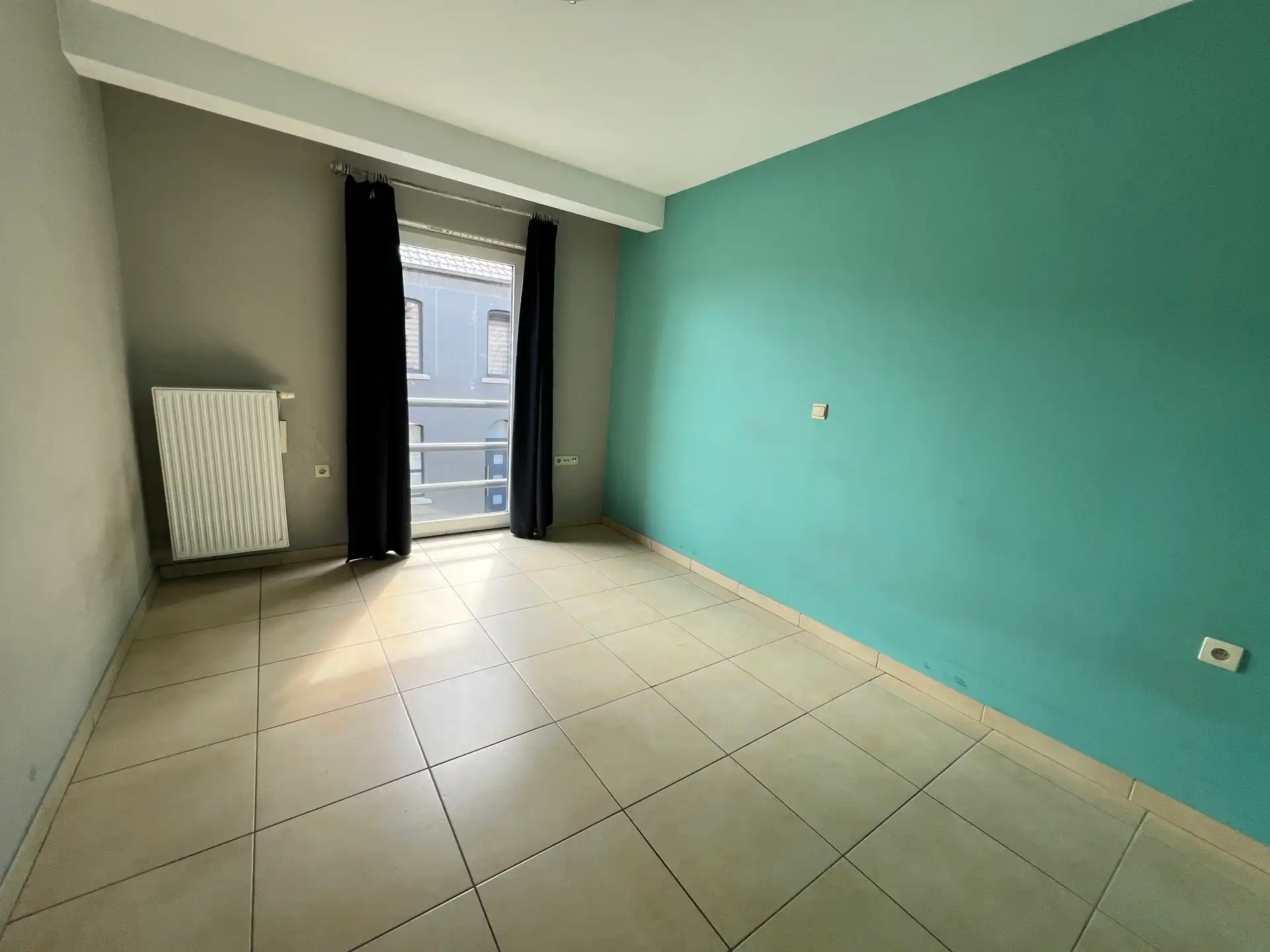 HERZELE – Ruim 2-slaapkamerappartement met terras foto 5