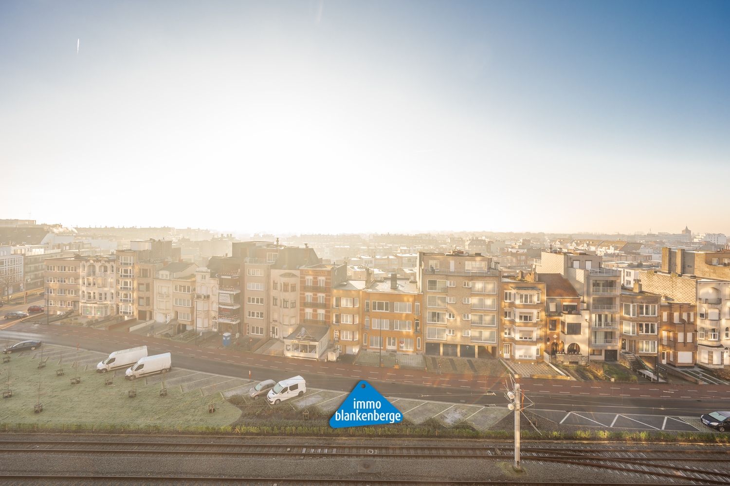 Modern duplexappartement met adembenemende zichten nabij de Zeedijk foto 18