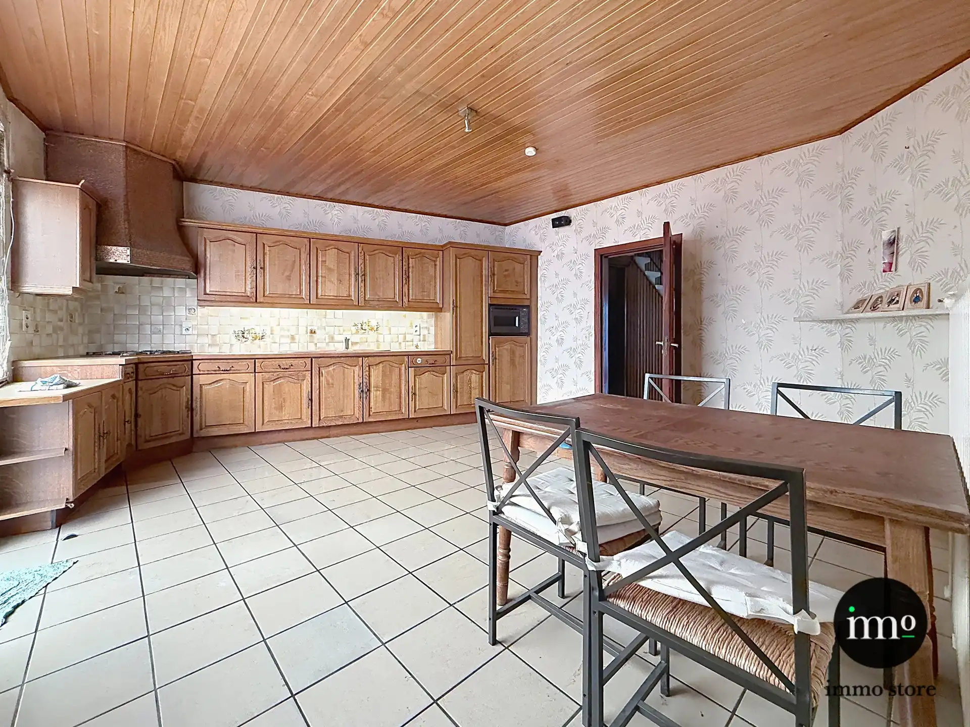 UNIEKE DRIEGEVELWONING MET LOODS VAN 160 M² IN HET CENTRUM VAN GROOT-BIJGAARDEN! foto 12
