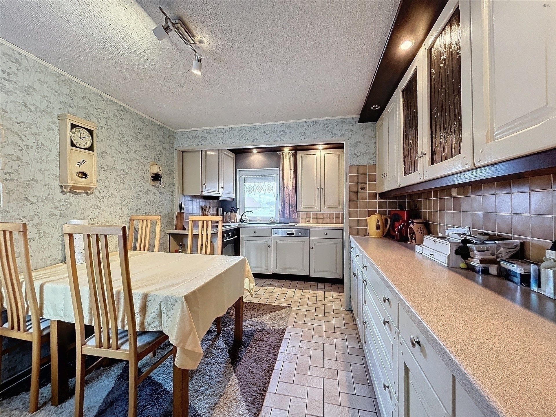 Instapklare energiezuinige woning met 4 slp en garage  foto 9