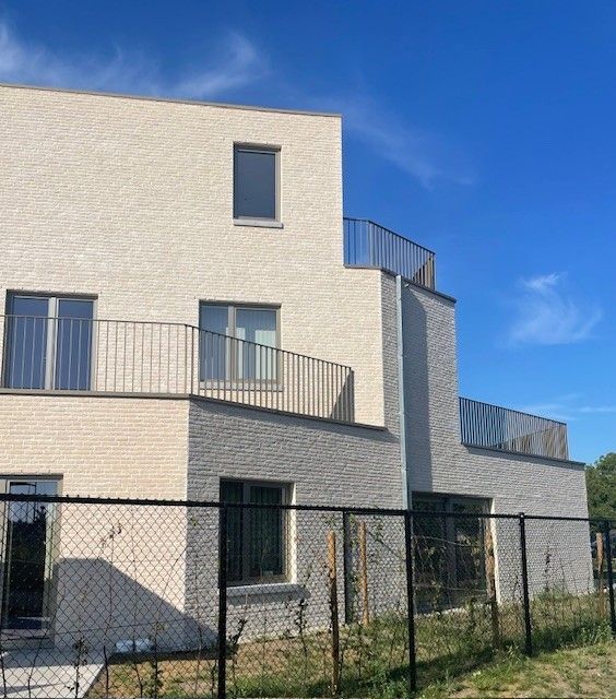 Te huur – BEN-appartement in rustige buurt te Heusden-Zolder foto 2