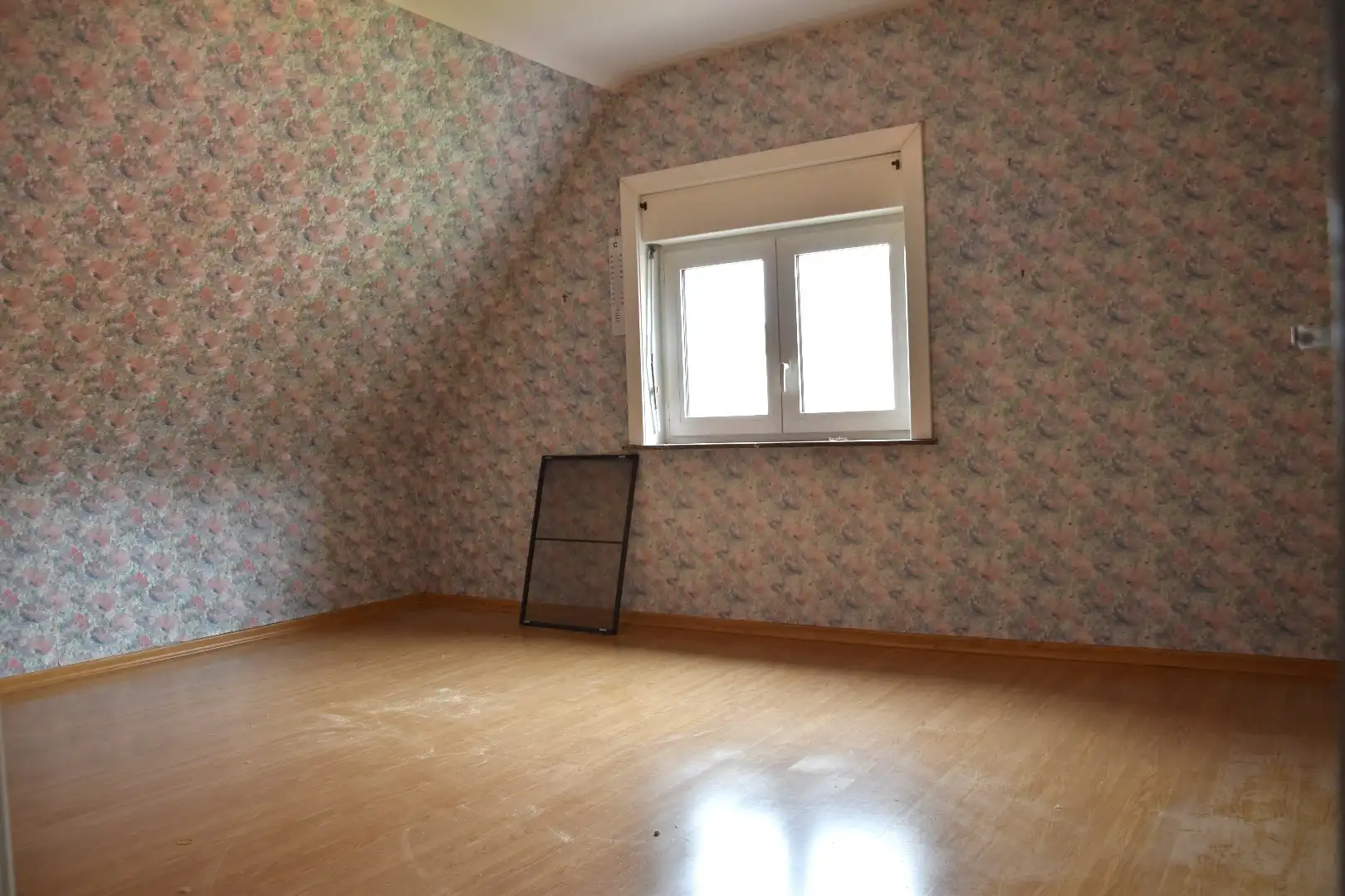 Halfopen bebouwing met 3 slaapkamers en zonnige tuin te koop in Bellegem foto 9