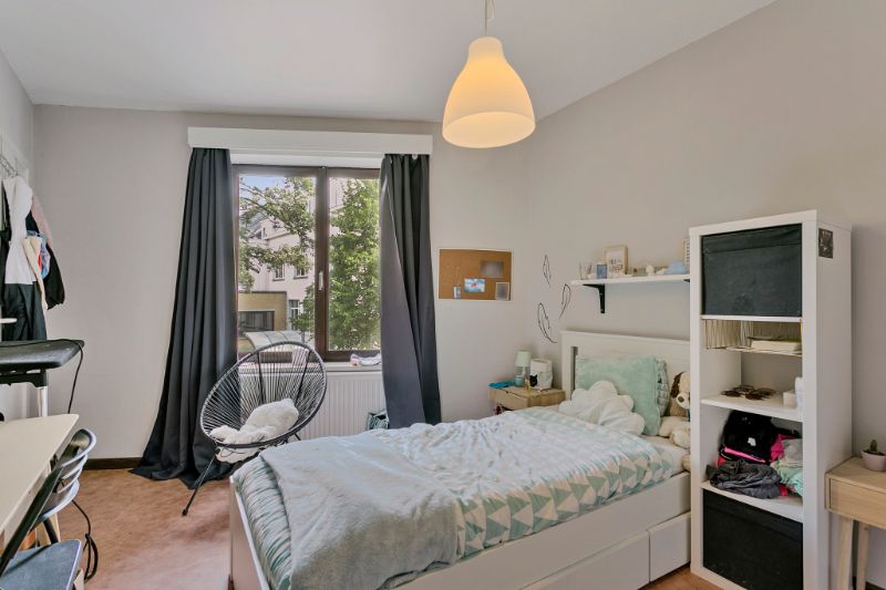 Ruim magazijn met appartement te koop – Centrum Oudenaarde! foto 12