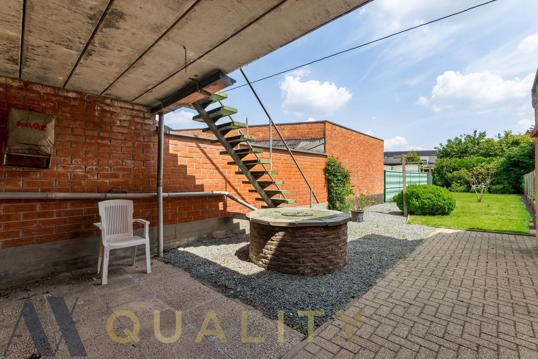 Bel-etage woning met tuin en 4 en suite slaapkamers foto 4