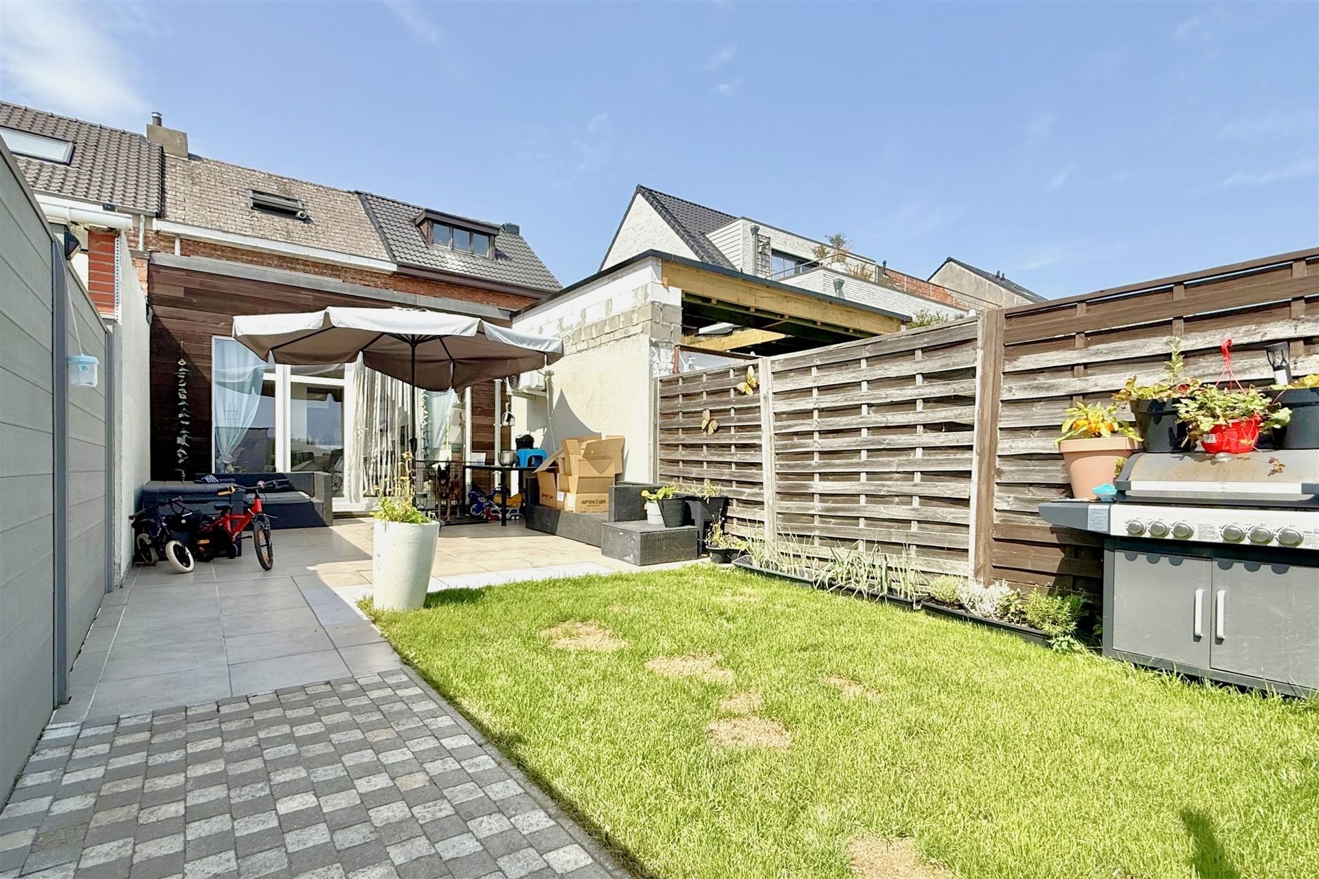 Vernieuwde woning in centrum Ruisbroek foto 27
