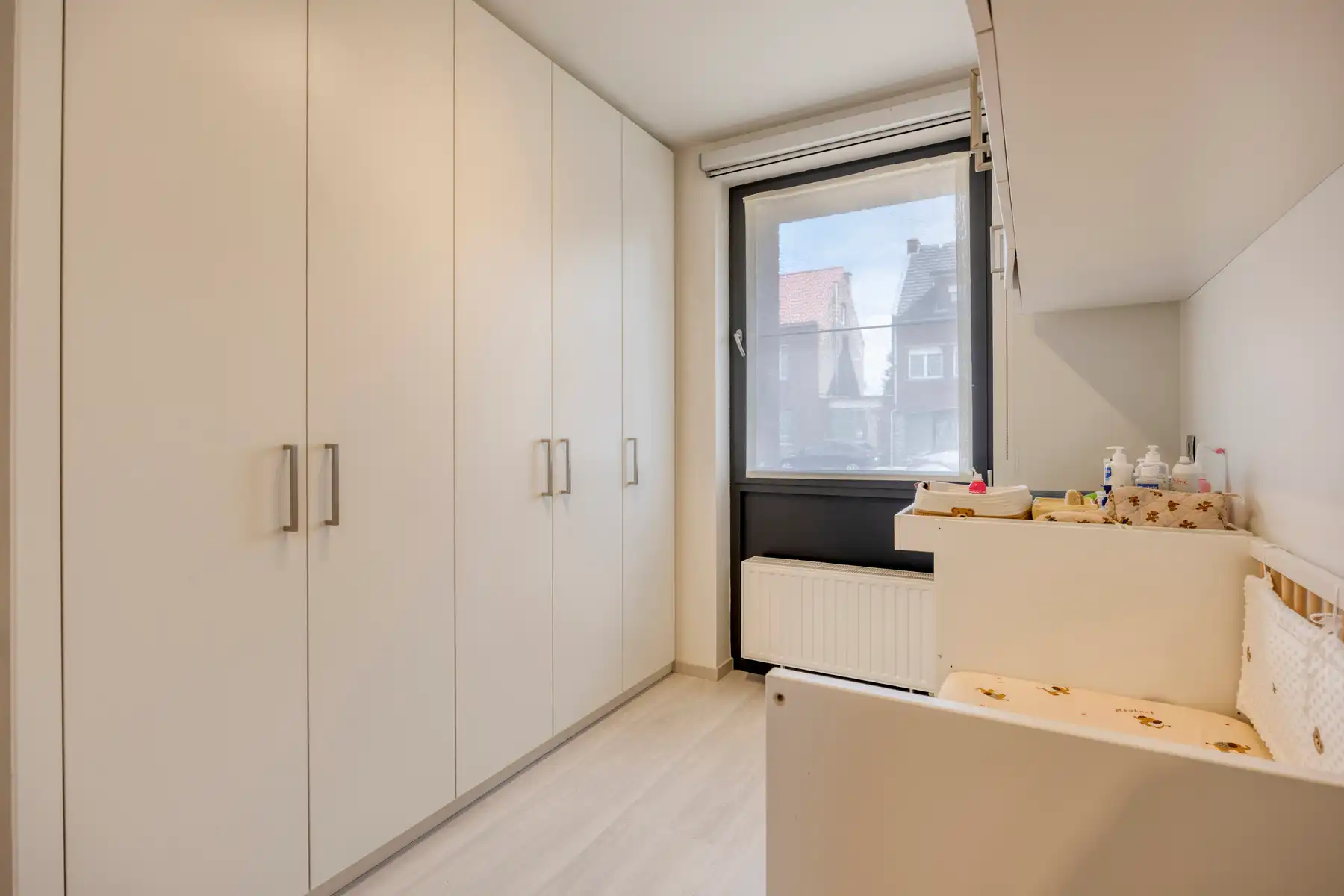 Modern en energiezuinig gelijkvloers appartement vlabij centrum foto 22
