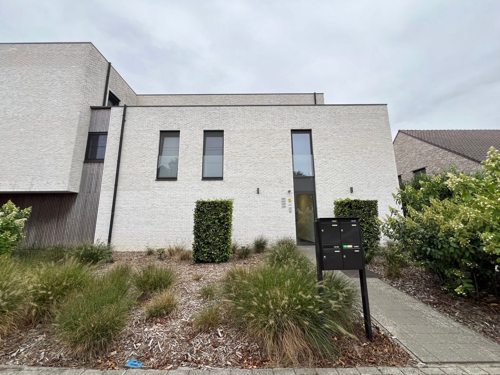 Recent app met 2 slpk en terras foto {{pictureIndex}}