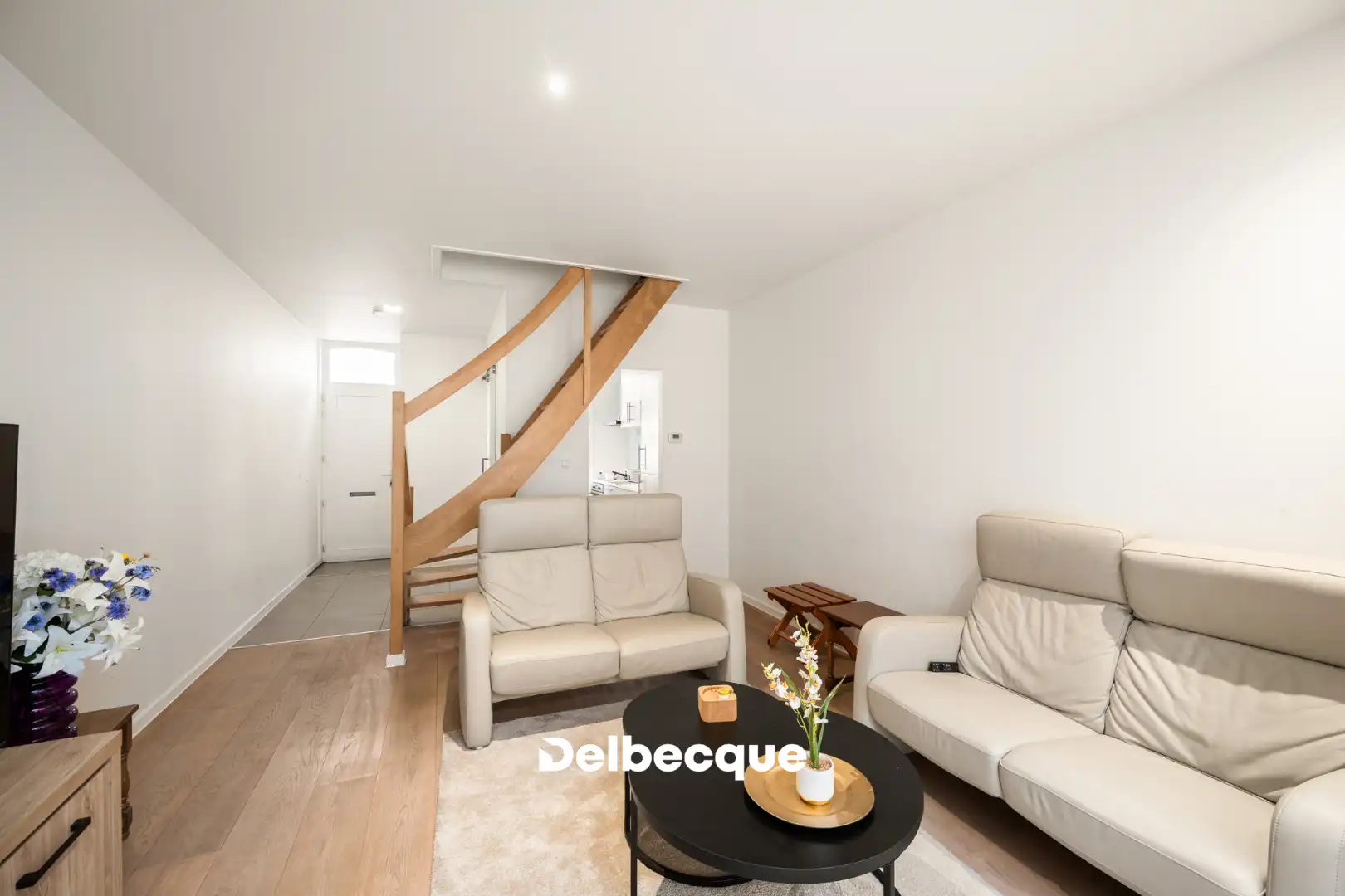 Instapklare rijwoning met 3 slaapkamers in Centrum Brugge foto 5