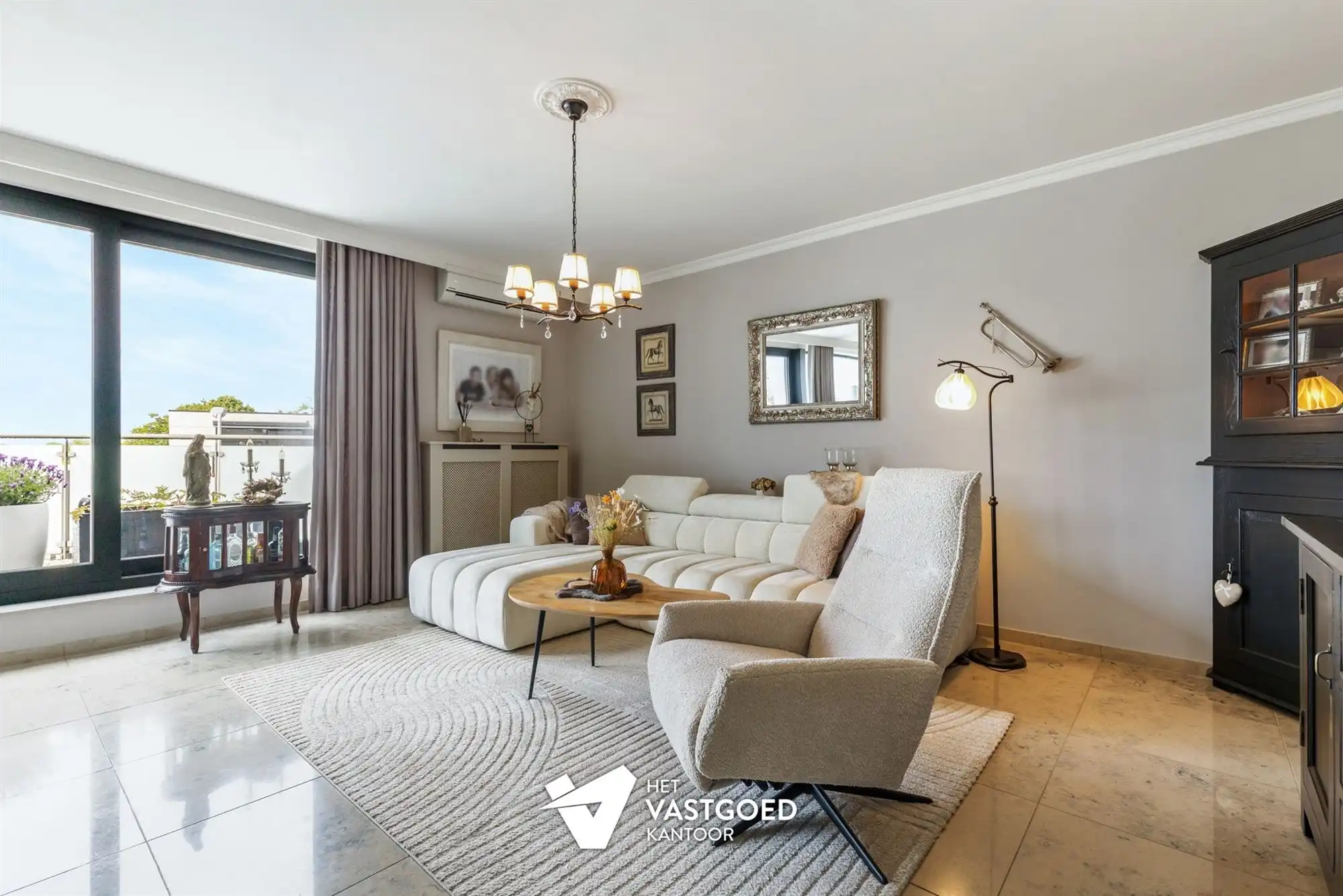 VRIJSTAANDE PENTHOUSE MET 3 SLPKS EN ZEER RUIM TERRAS! foto 5
