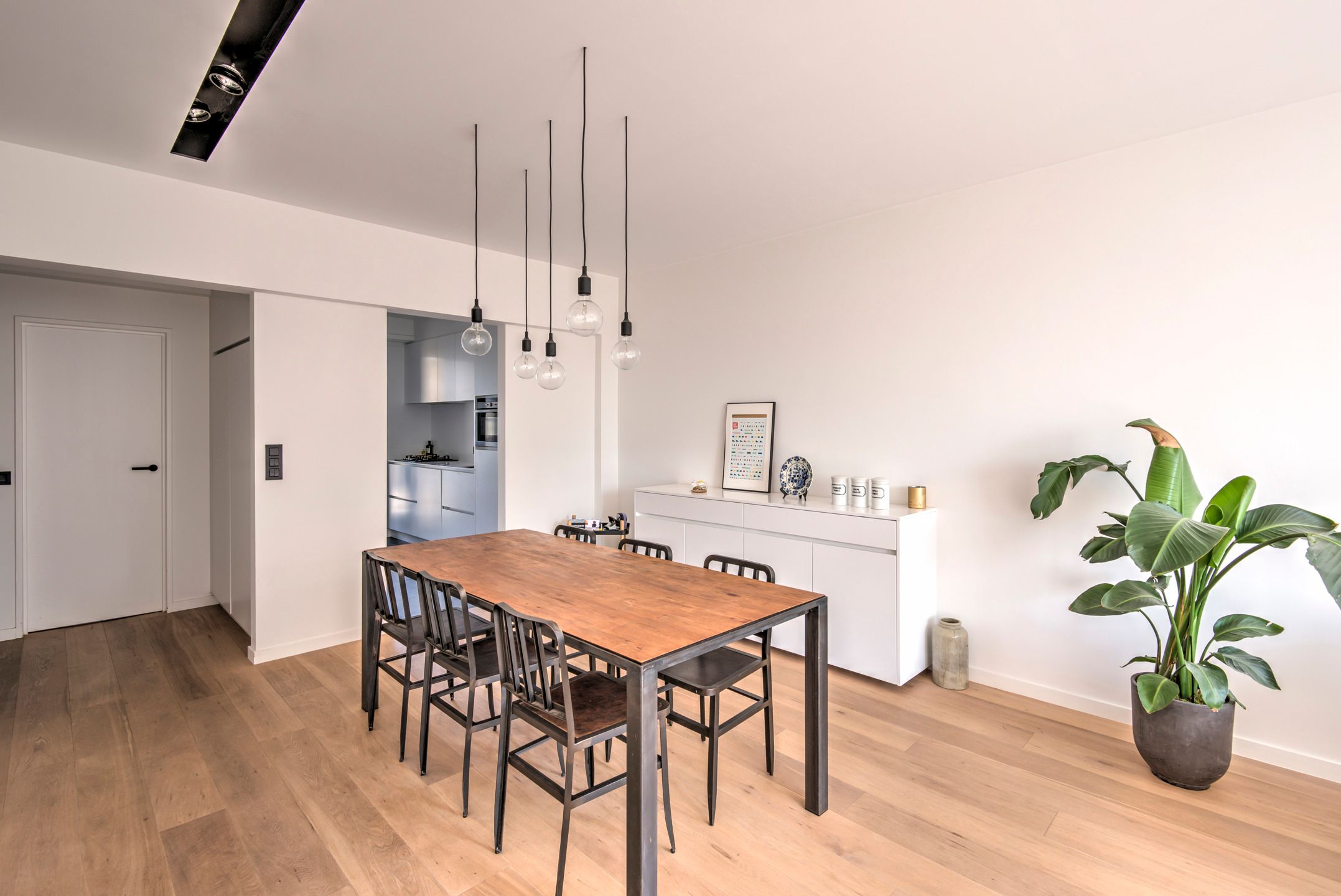 Prachtig en lichtrijk appartement op toplocatie. foto 5