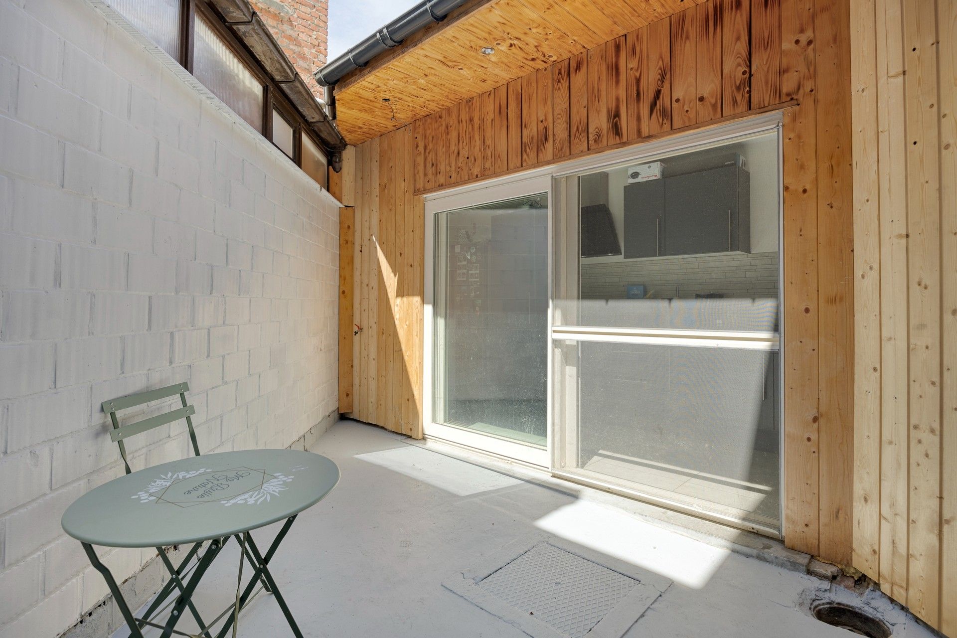 GERENOVEERDE RIJWONING OP 500M VAN CENTRUM foto 12