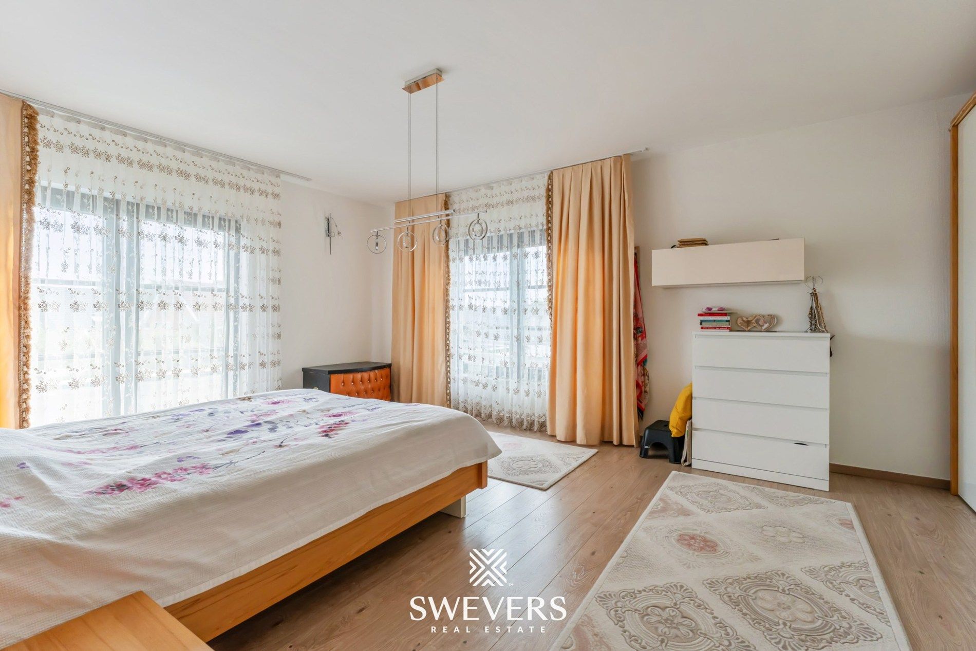 Topwoning voor grote gezinnen met luxe afwerking foto 19