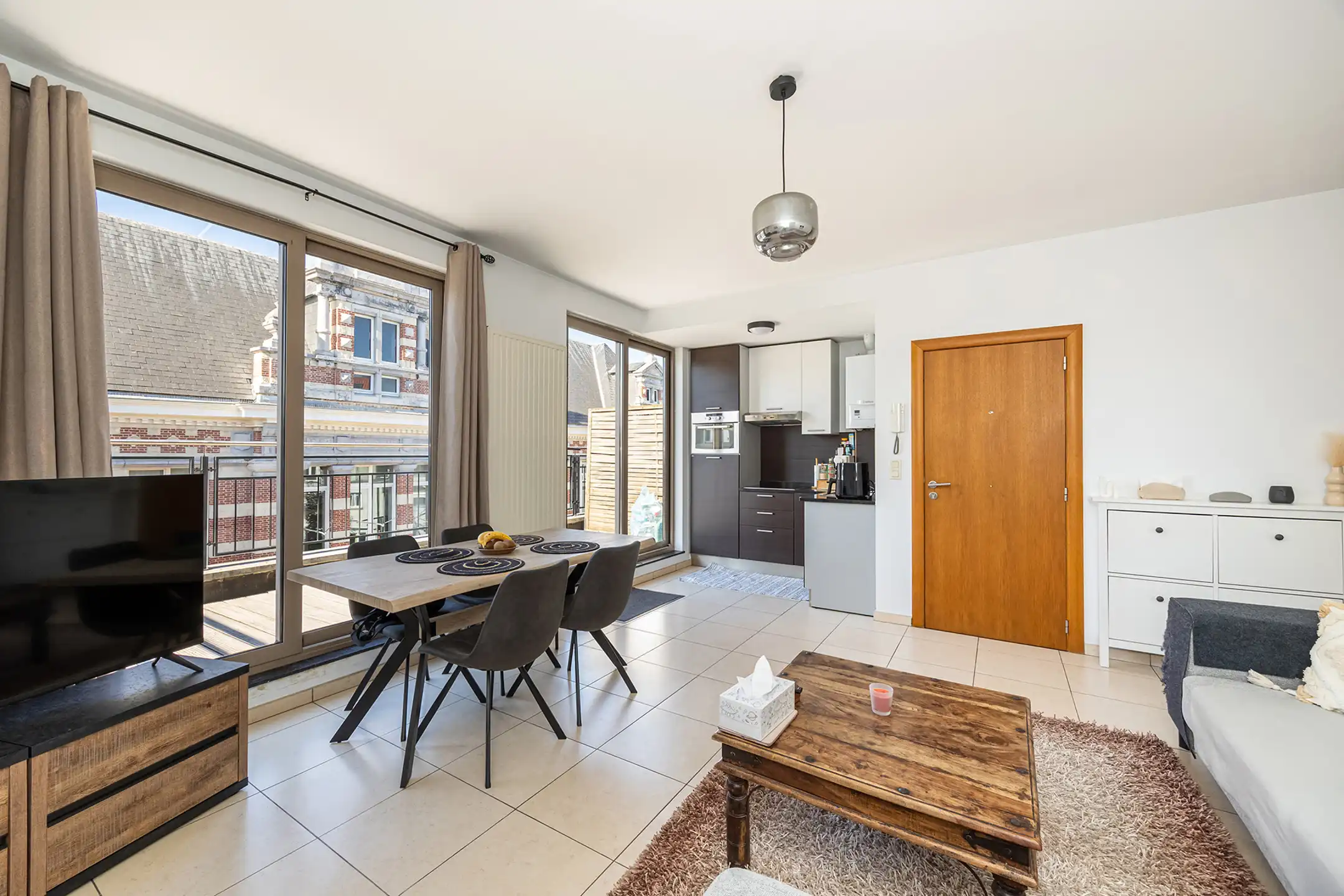 Appartement met 2 grote terrassen foto 2