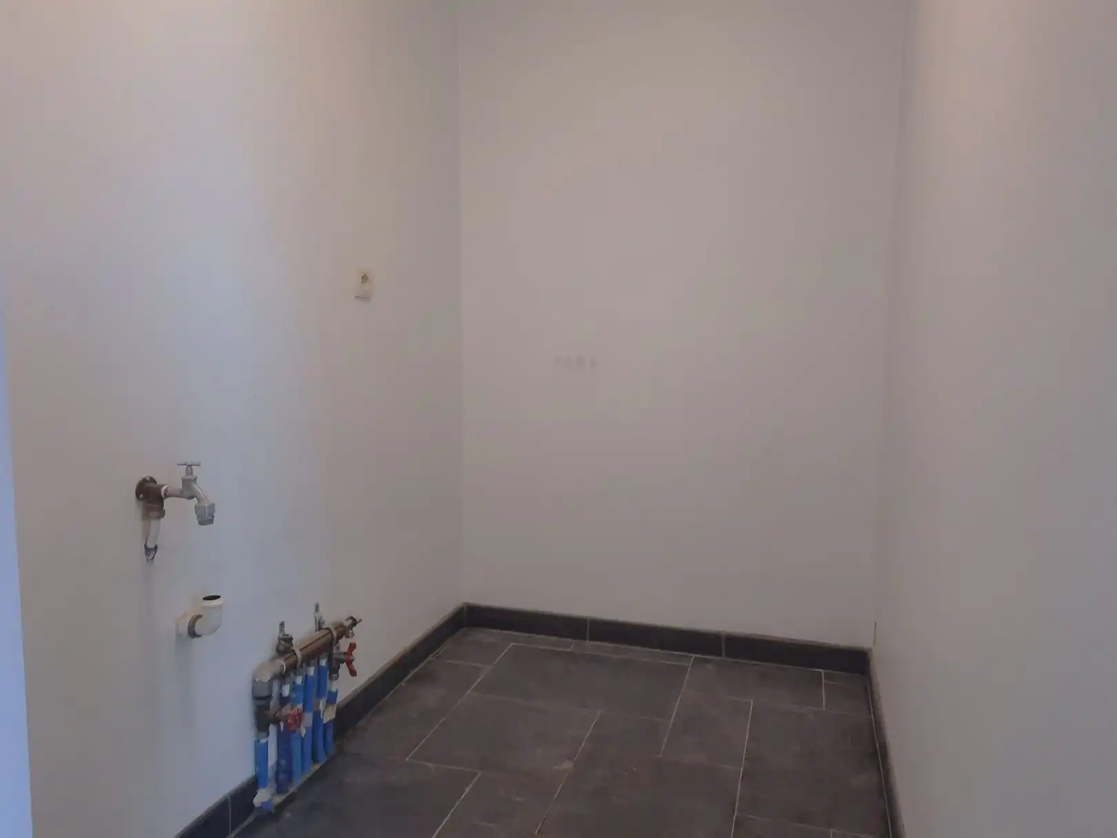 Eigentijdse woning, optimaal wooncomfort met eigentijdse look and feel. Heel energiezuinig dankzij grondige totaalrenovatie. foto 11